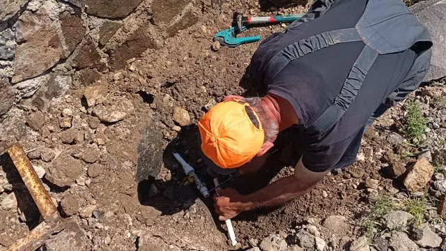 կնկիհիկհ